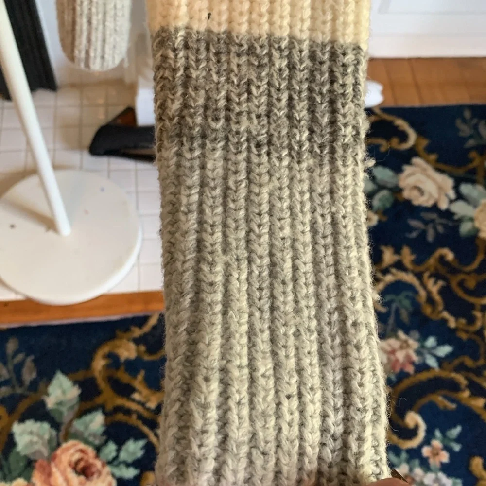 Lands End‎ Cozy lofty Cowl Neck Sweater. Worn 1-2x